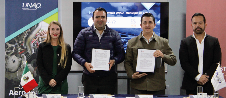 Firma de convenio con Municipio de Colón